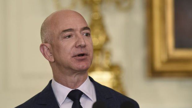 Jeff Bezos’un Büyük Oyunu: Milyarlarca Dolarlık Hisse Satışıyla Şaşırtıcı Hamle