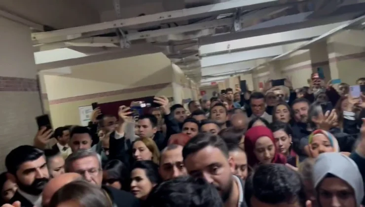 YENİDOĞAN ÇETESİ DAVASI BAŞLADI: AİLELER VE AVUKATLAR İSYAN ETTİ