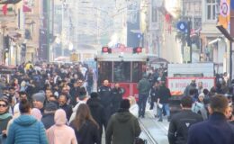 İSTANBUL’DA YILBAŞI TEDBİRLERİ: BEYOĞLU YOLLARI KAPATILDI, ÖNLEMLER ALINDI