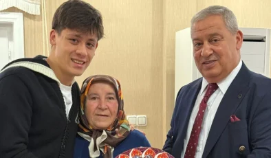 ARDA GÜLER, BABA OCAĞI BOLU’YA GELDİ: AİLESİYLE ZAMAN GEÇİRDİ