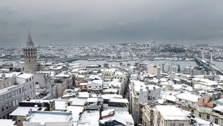 İSTANBUL İÇİN KAR ALARMI! METEOROLOJİ TARİH VERDİ, GÜNLERCE SÜRECEK