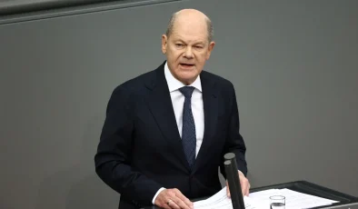 Almanya Başbakanı Olaf Scholz’dan ABD’nin Vergi Kararına Tepki: “AB Hep Birlikte Karşılık Verecek”