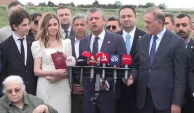 ÖZGÜR ÖZEL, SİLİVRİ’DE BUĞRA GÖKÇE’NİN NİKAH ŞAHİDİ OLDU