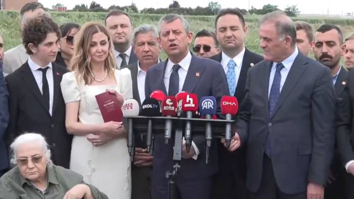 ÖZGÜR ÖZEL, SİLİVRİ’DE BUĞRA GÖKÇE’NİN NİKAH ŞAHİDİ OLDU