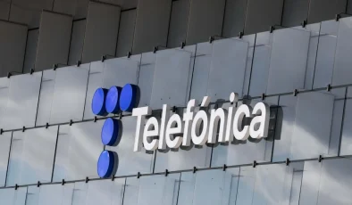 İSPANYA’DA TÜM MOBİL ŞEBEKELER ÇÖKTÜ