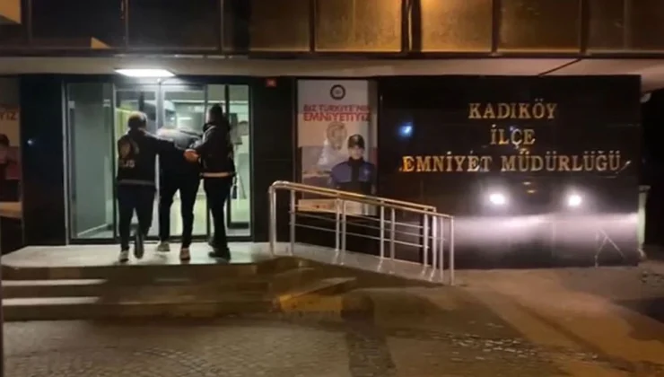 KADIKÖY’DE GALATASARAY TARAFTARINA SİLAHLI SALDIRI!