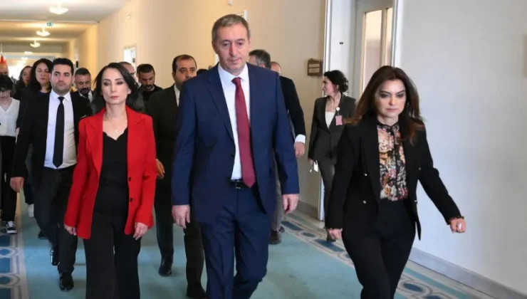DEM PARTİ’DEN KAYYUM UYGULAMALARINA KARŞI 7 MADDELİK ÇAĞRI