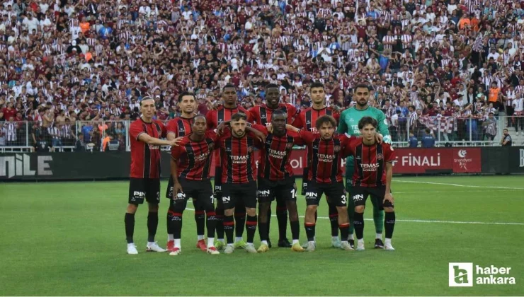 KARAGÜMRÜK’TEN TARİHİ ZAFER: SÜPER LİG’E GERİ DÖNÜŞ