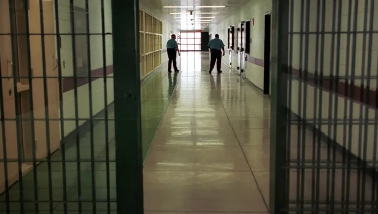 İNFAZ YASASI’NDA 50 BİN MAHKUMUN ÖNÜNÜ TIKAYAN 3 NEDEN