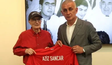 TFF Heyeti ve Milli Futbolcular Nobel Ödüllü Aziz Sancar’ı Ziyaret Etti