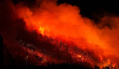 İZMİR’DE ÇÖP YANGINI