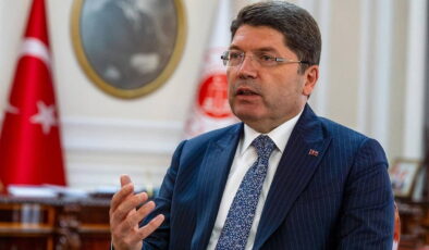 adalet bakanı tunç’tan ibb davası yayınına destek