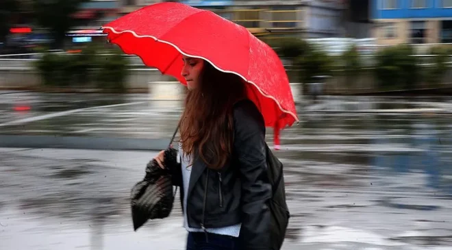 70 KM’YE VARACAK FIRTINA GELİYOR: 11 İLDE TEDBİR ÇAĞRISI