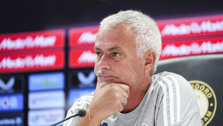 Mourinho’dan Feyenoord Değerlendirmesi: “Turu Yüzde 50-50 Görüyorum”