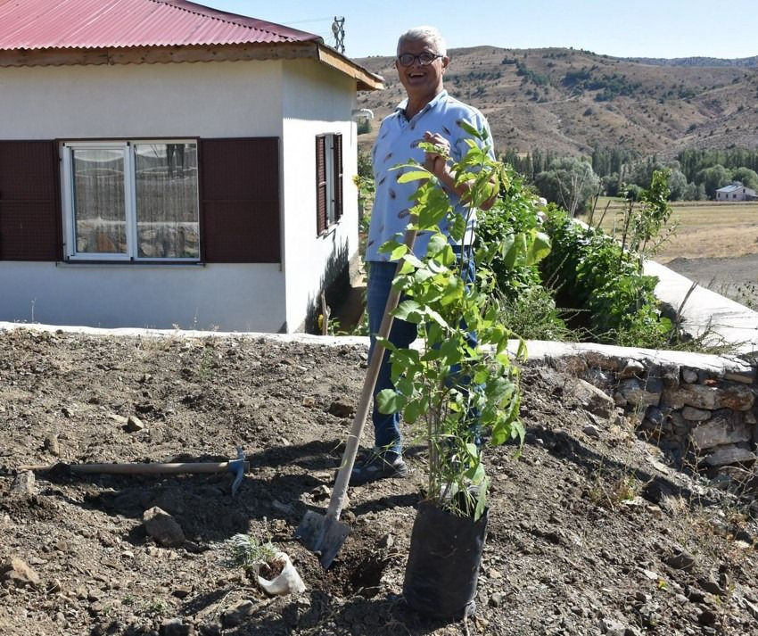 YEŞİLÇAM’IN EFSANE İSMİNİN SON HALİ ŞOKE ETTİ: ZAMANA RAĞMEN GÜCÜNÜ KORUYOR