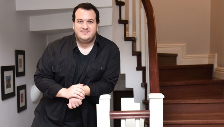 Şahan Gökbakar Londra’ya Taşındı! Çocukları İngiltere’de Okula Başladı