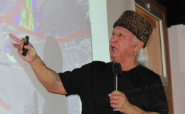 Şener Üşümezsoy Canlı Yayında Sinirlendi: “Beni Çıldırıyorsunuz”