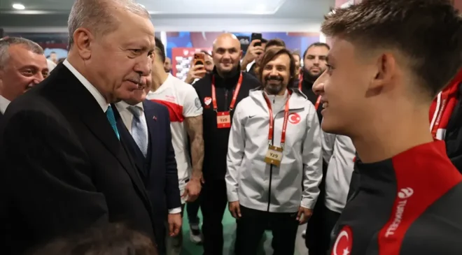 Cumhurbaşkanı Erdoğan Milli Takımı Kutladı!
