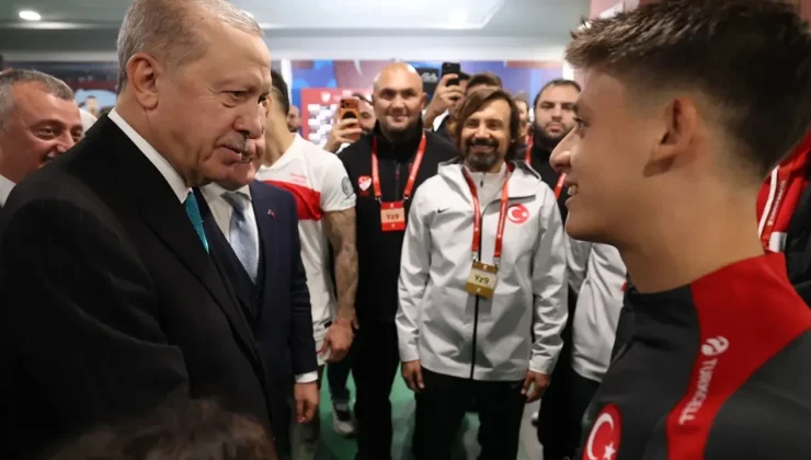 Cumhurbaşkanı Erdoğan Milli Takımı Kutladı!