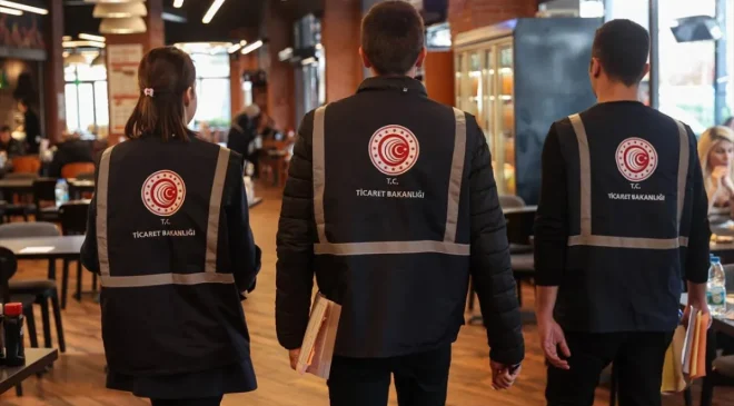 TİCARET BAKANLIĞI’NDAN FAHİŞ FİYATLARA KARŞI YOĞUN DENETİM: REKOR CEZALAR YOLDA