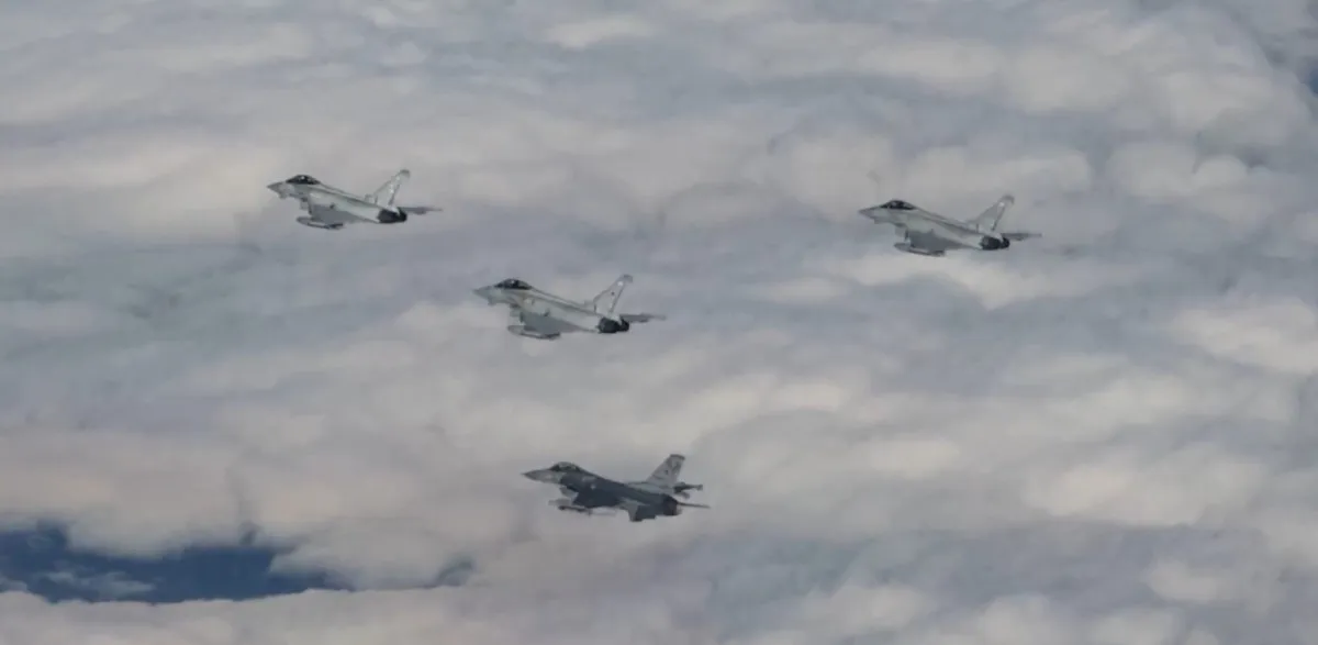 EUROFIGHTERLAR TÜRK HAVA SAHASINDA F-16’LAR TARAFINDAN KARŞILANDI