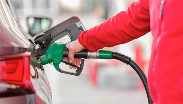 Motorine Yeni Zam Yolda! Akaryakıt Fiyatlarında Bir Kez Daha Değişim