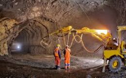 MADEN SEKTÖRÜNDE YENİ DÖNEM! YATIRIM YAPMAYAN ‘ÇANTACI’LARIN RUHSATLARI İPTAL EDİLECEK