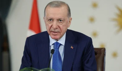 CUMHURBAŞKANI ERDOĞAN’DAN KKTC SEÇİMLERİNİ KAZANAN TUFAN ERHÜRMAN’A TEBRİK MESAJI