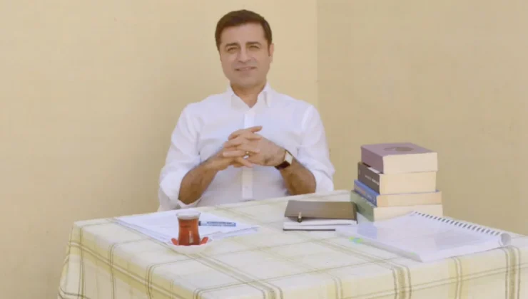 DEVLET BAHÇELİ: SELAHATTİN DEMİRTAŞ’IN TAHLİYESİ TÜRKİYE İÇİN HAYRLI OLUR