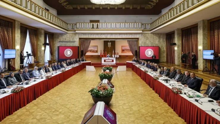 AK Parti ve CHP “İmralı” İçin Toplanıyor, Ziyaret Kararı Geliyor