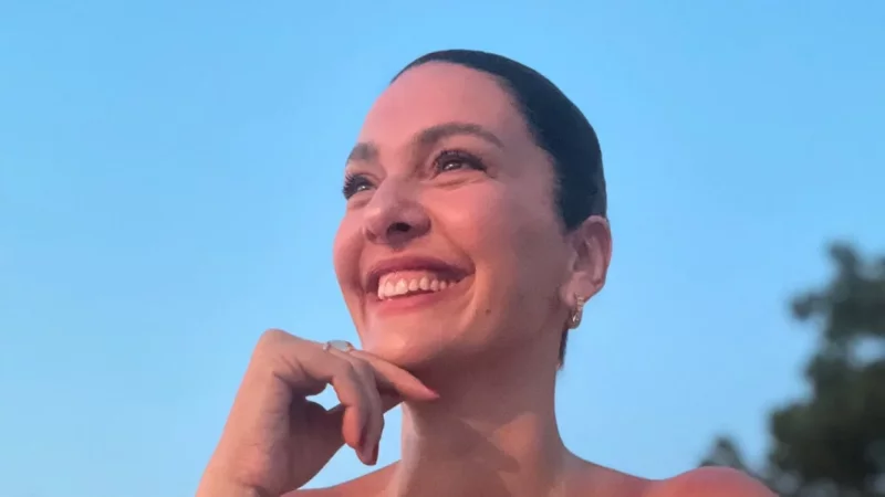 Bergüzar Korel’den İçten Sözler: “Evime İşimi Taşımam”
