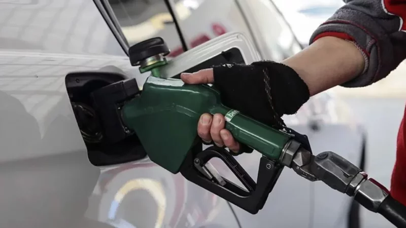 Akaryakıtta Çifte Müjde: Benzin ve Motorin Fiyatlarında Önemli Düşüş