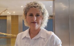 YELİZ ŞENYUVA: ONKOLOJİ HASTALARININ PSİKOLOJİK YÜKLERİ