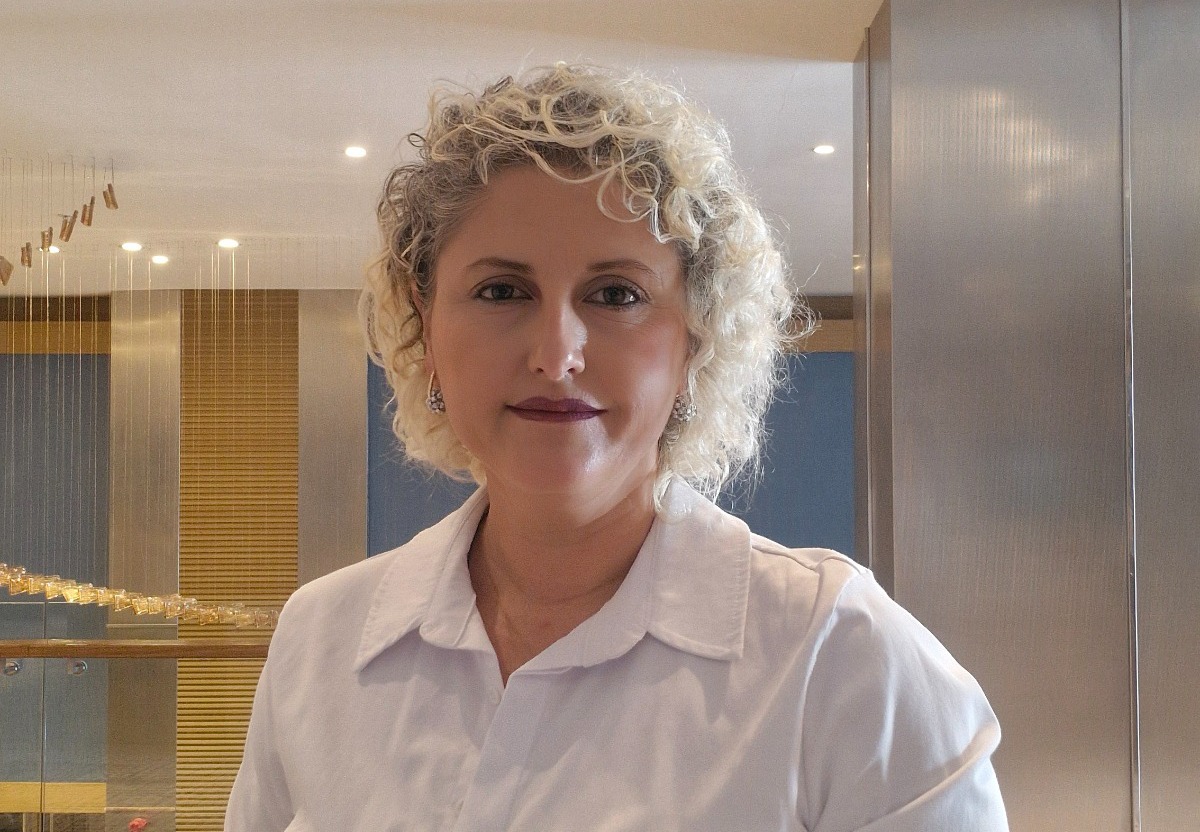 YELİZ ŞENYUVA: ONKOLOJİ HASTALARININ PSİKOLOJİK YÜKLERİ