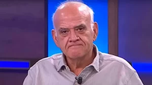 AHMET ÇAKAR’IN HESABINA YATAN PARA GÜNDEM OLDU: “EMİNÖNÜ’NDEKİ RESMİ DÜKKAN SATIŞINDAN GELDİ” AÇIKLAMASI