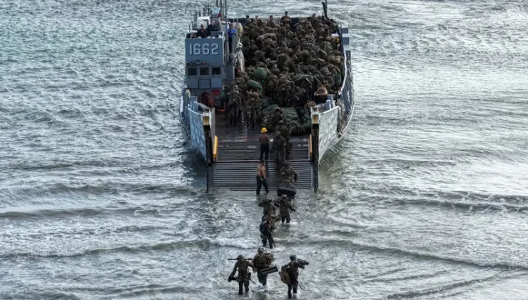 ABD’DEN DİKKAT ÇEKEN ASKERİ HAZIRLIK, DEV YIĞINAK KÜRESEL GÜNDEMDE ENDİŞE YARATTI