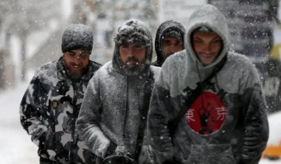 ZONGULDAK’TA KAR VE FIRTINA ALARMI: OKULLAR TATİL EDİLDİ