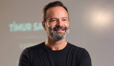 ÜNLÜ YAPIMCI TIMUR SAVCI HAKKINDA GÖZALTI KARARI