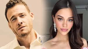 KEREM BÜRSİN VE SELİN YAĞCIOĞLU’NDAN UZUN SÜREDİR DOLAŞAN AŞK İDDİALARINA RESMİ DÜZEN: İLK FOTOĞRAF PAYLAŞILDI