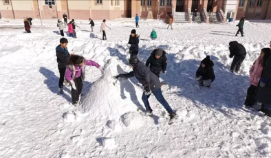 Kar ve Buzlanma Şile’de Eğitimi Durdurdu