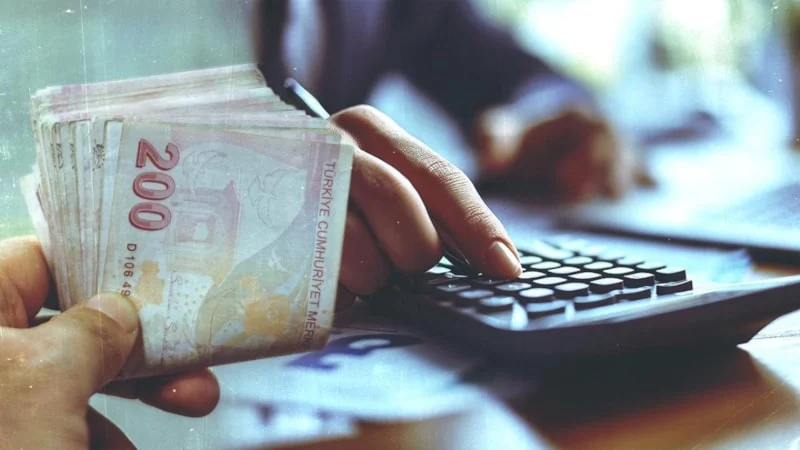 EMEKLİLERİN MAAŞ ARTIŞININ ARDINDAN ŞİMDİ DE İKRAMİYELER MERCEK ALTINDA: BEKLEYİŞ VE TALEPLER ARTARAK SÜRÜYOR