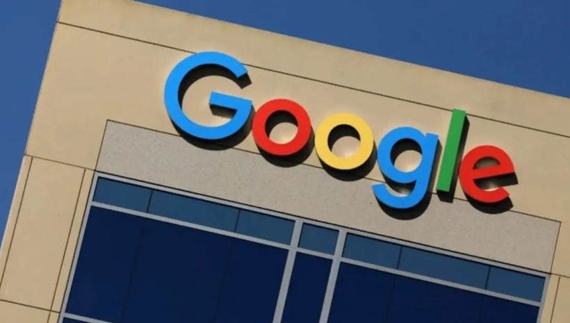 DÜNYA BORSALARINDA TARİHİ DÖNEM: DEV TEKNOLOJİ ŞİRKETLERİ PİYASA DEĞERİNİ 4 TRİLYON DOLARIN ÜZERİNE TAŞIYOR, YATIRIMCI İLGİSİ YÜKSELİYOR