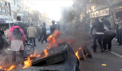 İRAN GÖSTERİLERİNDE ACI TABLO